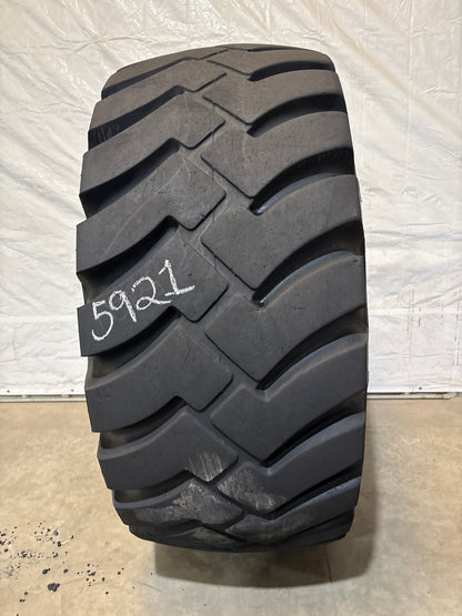 33.25-29 FIRESTONE SUPER ROCK GRIP WB #5921