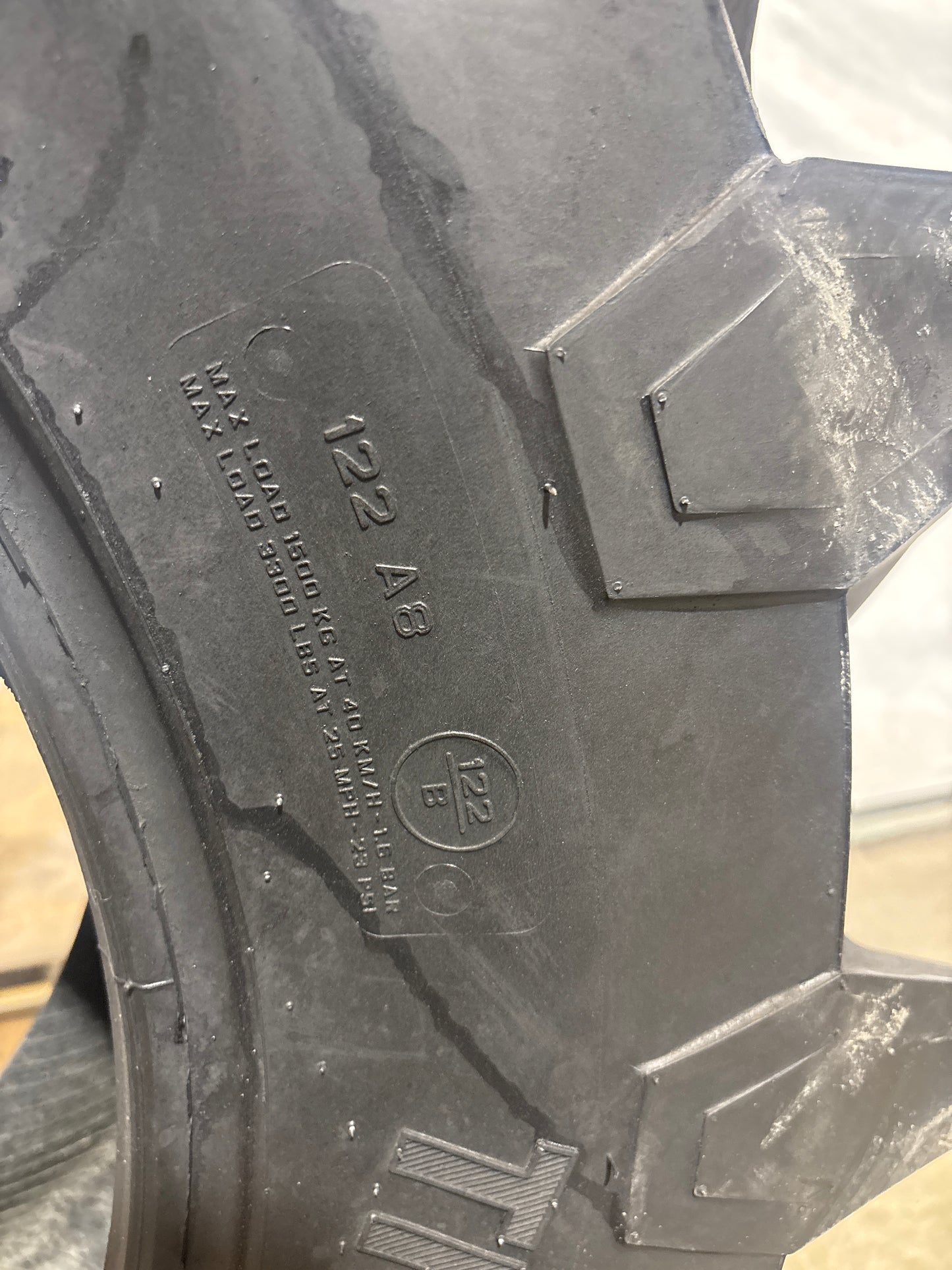 360/70R24 TRELLEBORG TM700 #7100