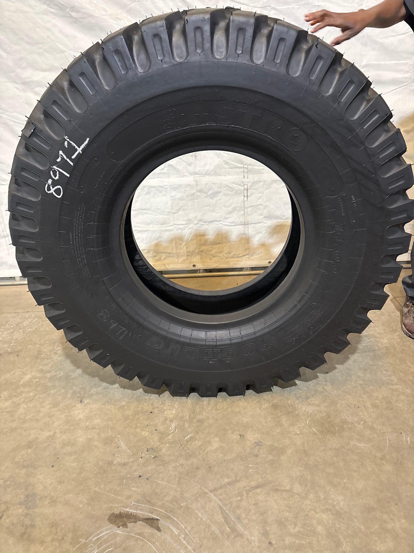 14.00-24 ASTRO ROCK LUG   24 PLY #8971