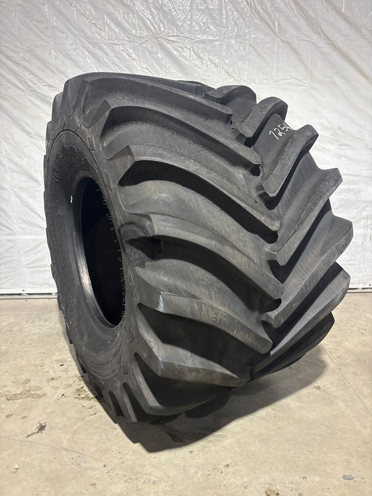 1050/50R32 Goodyear Terra Tire #7254