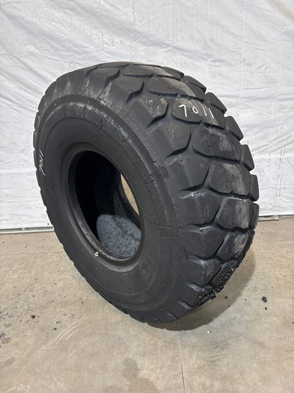 20.5R25 BRIDGESTONE V-STEEL M-TRACTION #7011