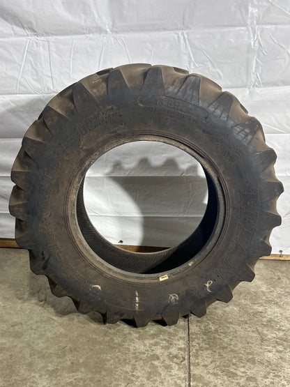 340/85R24 (13.6R24) TITAN HI TRACTION LUG