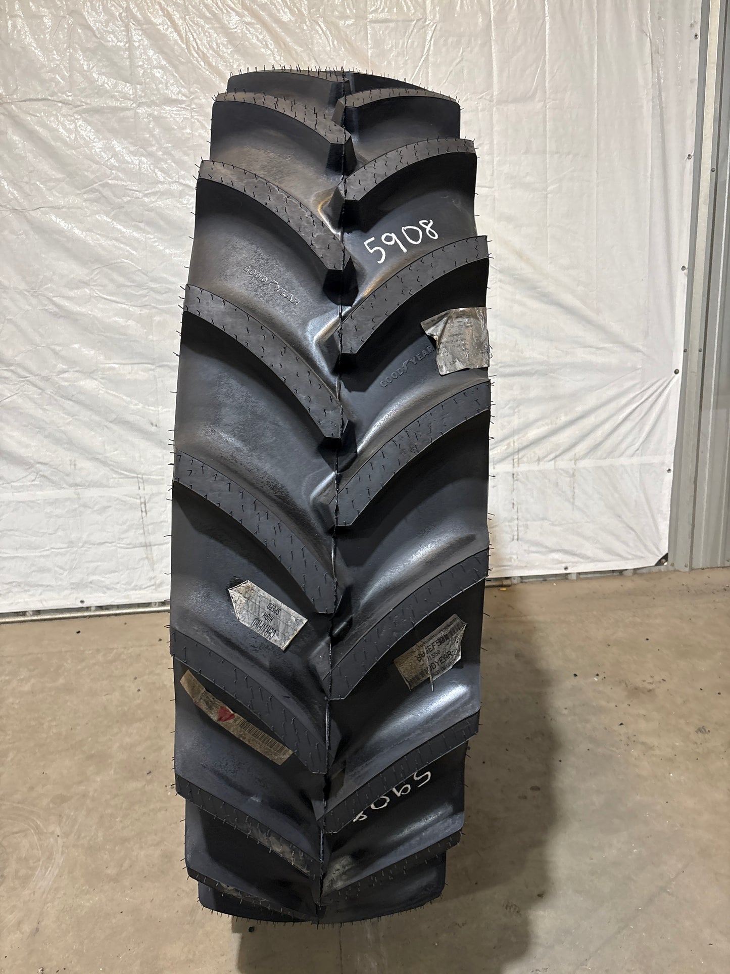 480/80R50 GOODYEAR OPTI TRAC #5908