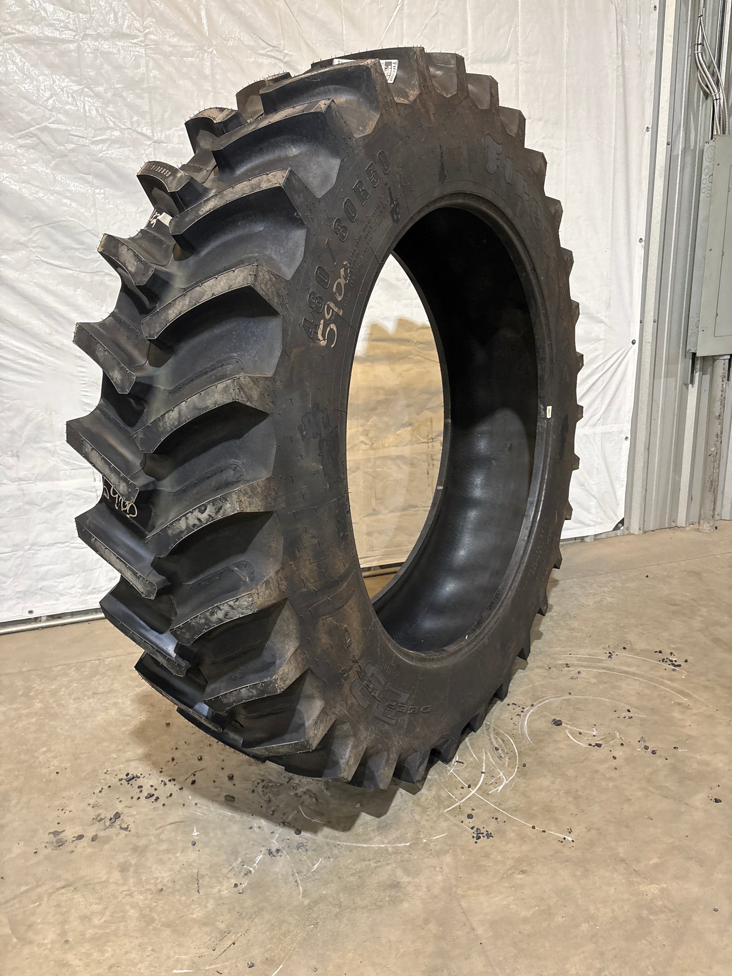 480/80R50 FIRESTONE RADIAL DEEP TREAD 23° #5900