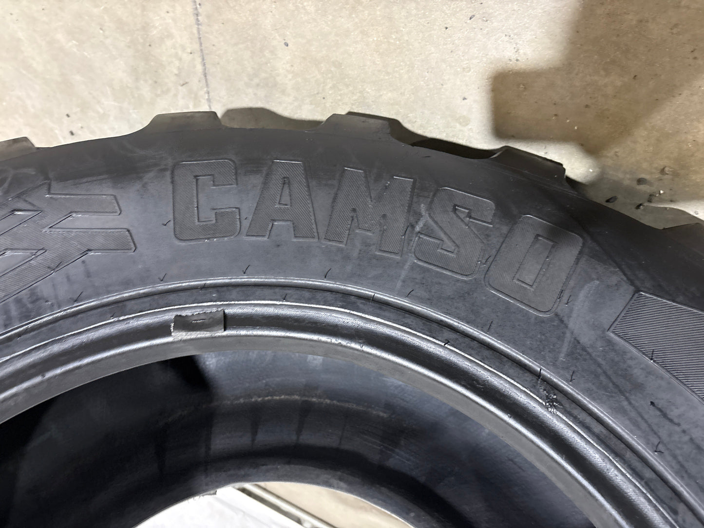 19.5L-24 CAMSO BHL 532 #5972