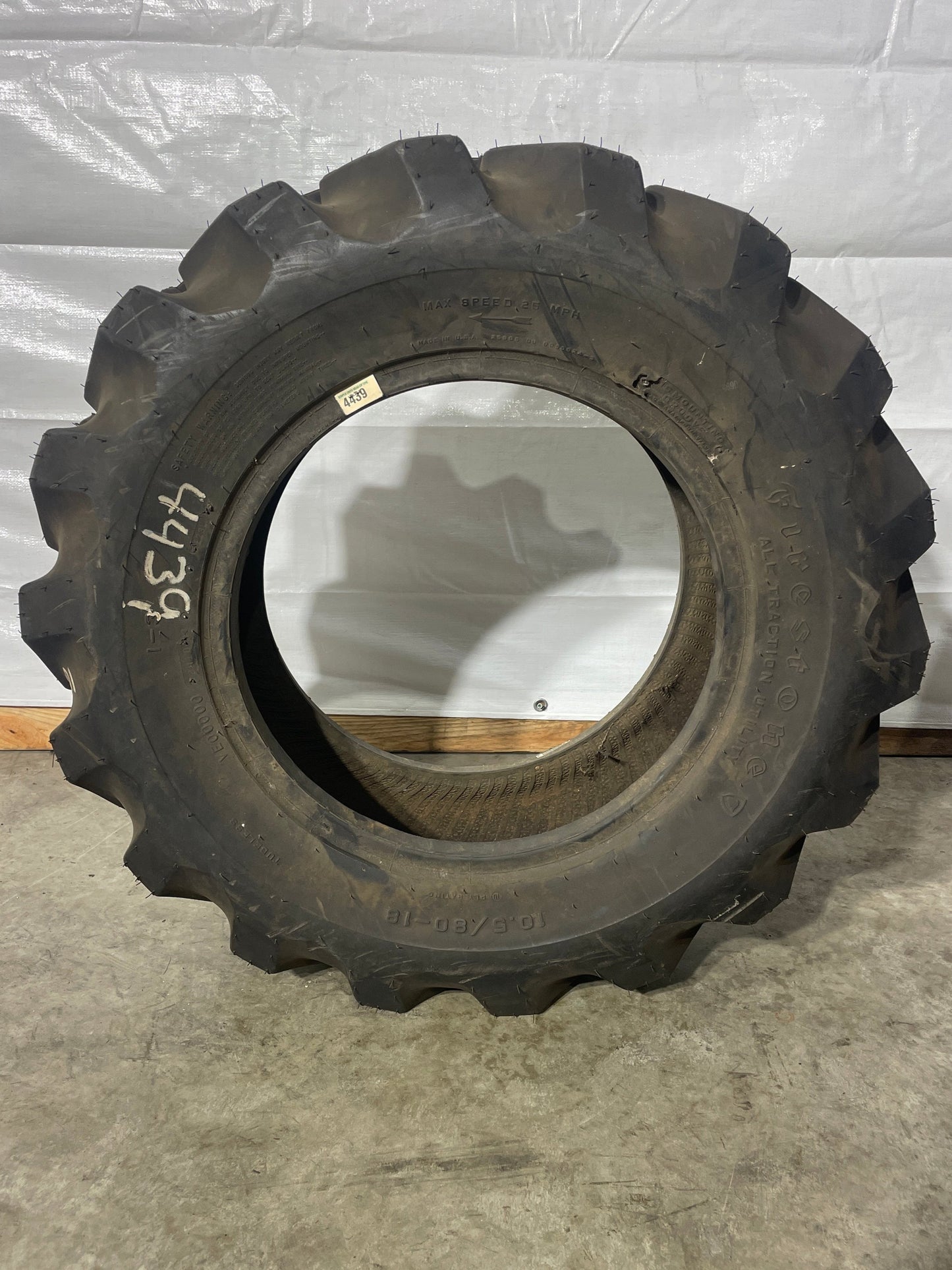 10.5/80-18 FIRESTONE ALL TRACTION UTILITY