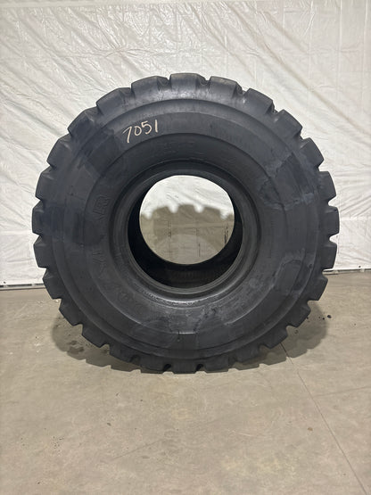 875/65R29 GOODYEAR UNI-STEEL GP-4D HI-STAB #7051