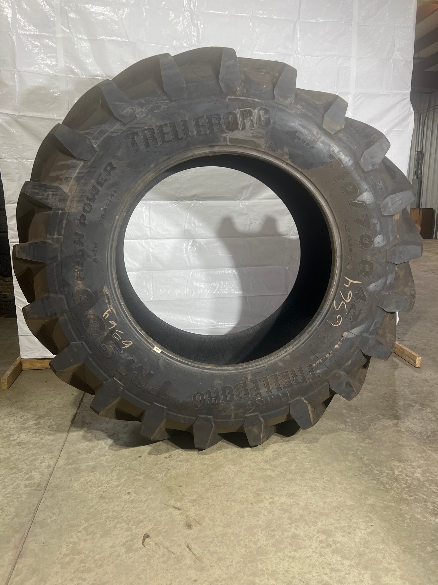 710/70R42 TRELLEBORG TM900 HIGH POWER