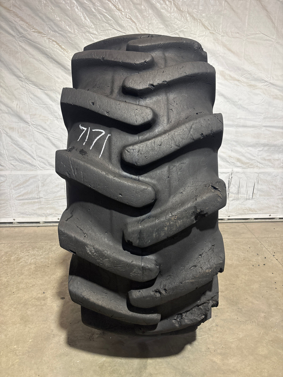 24.5-32 PRIMEX SKIDDER TIRE #7171