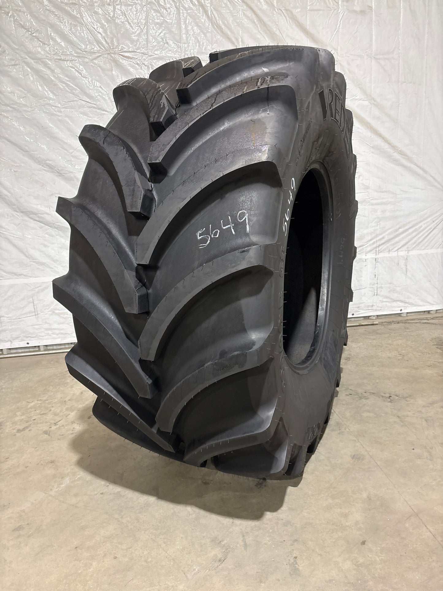 900/60R38 VREDESTEIN TRAXION XXL RADIAL TRACTOR TIRE #5649