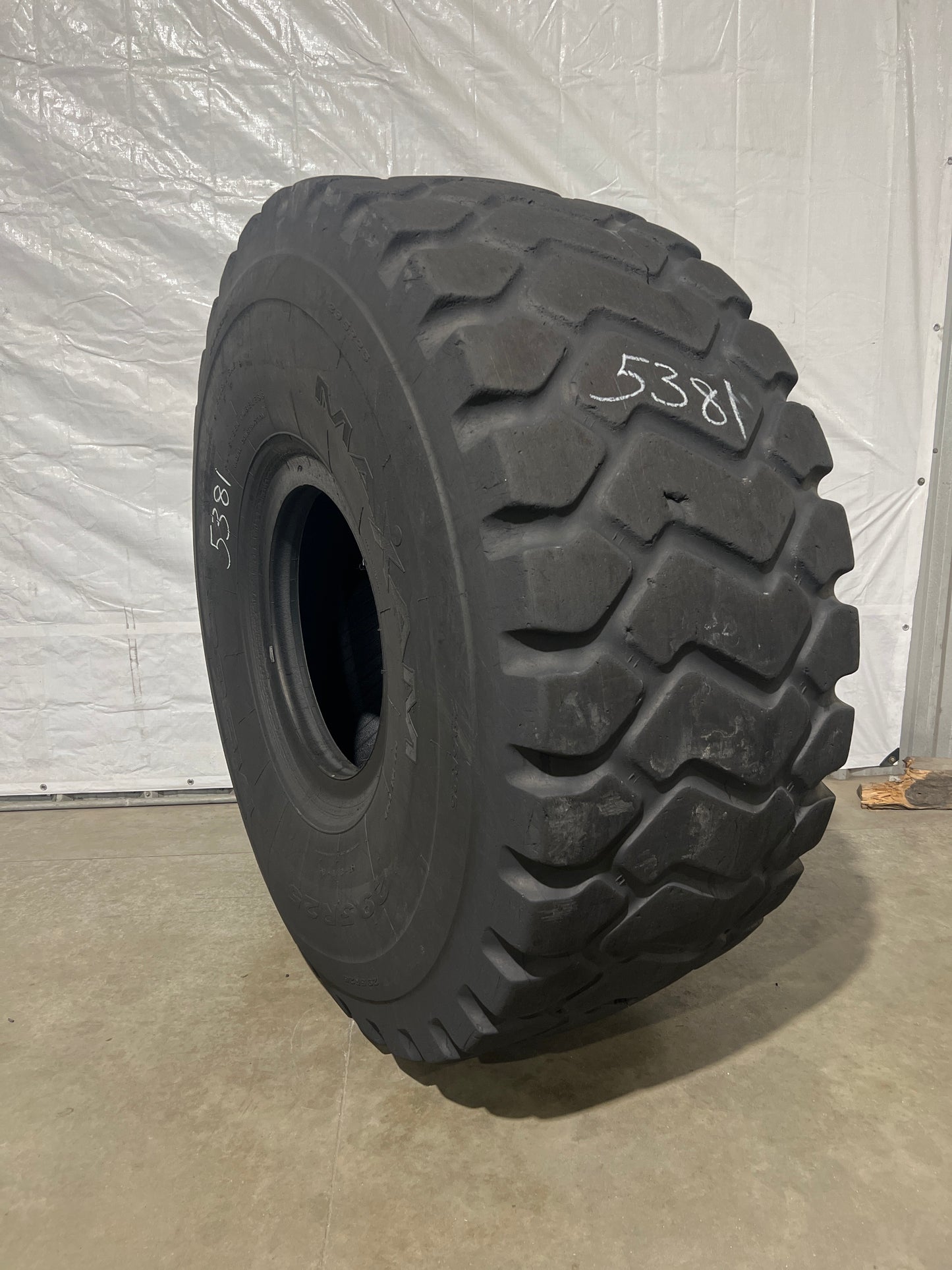 29.5R25 MAXAM MS 301 #5381