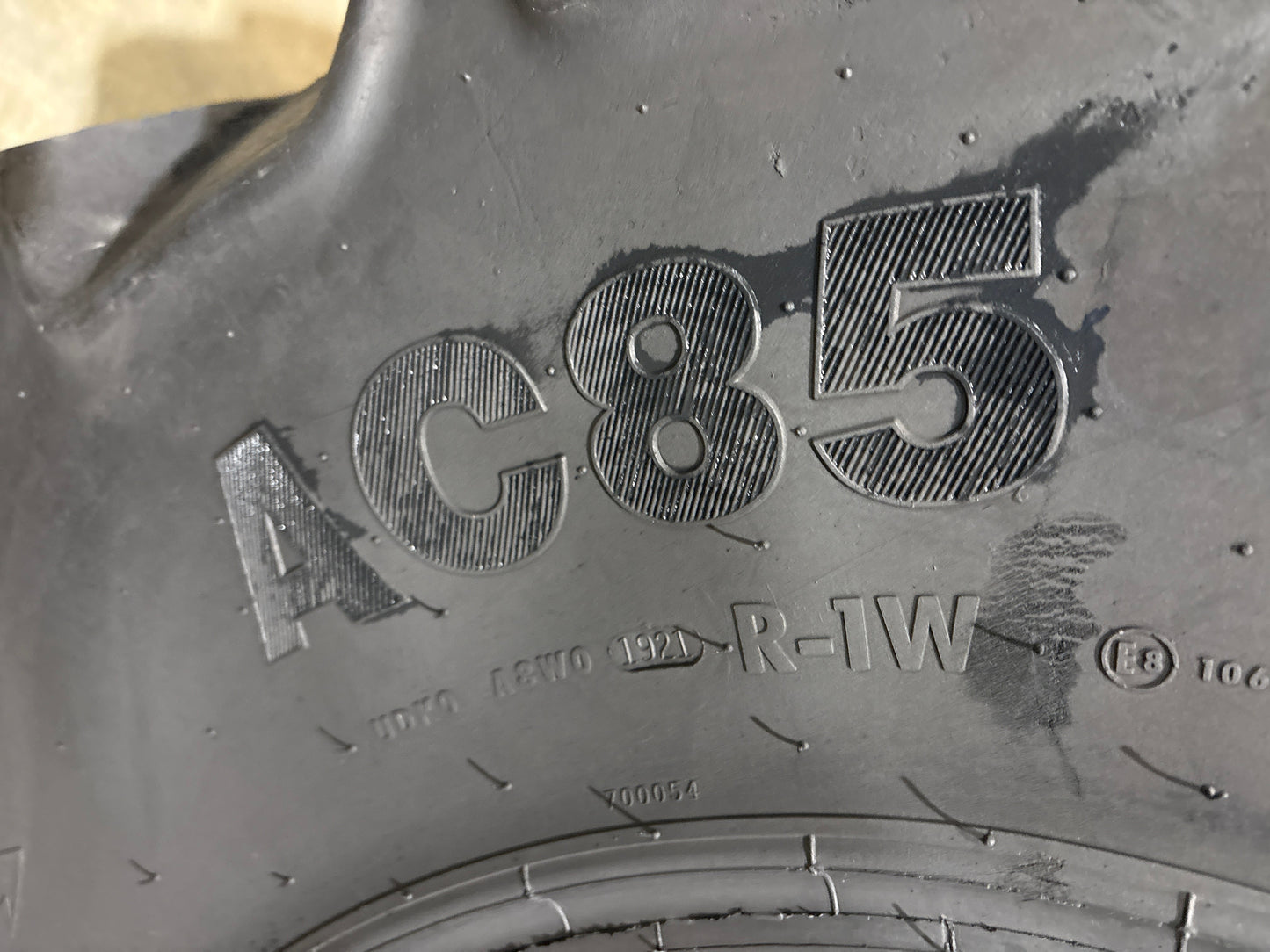 380/85R24 (14.9R24) MITAS AC85 #5671