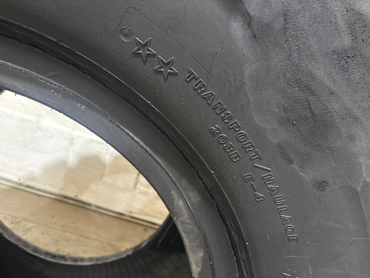 875/65R29 GOODYEAR UNI-STEEL#7042
