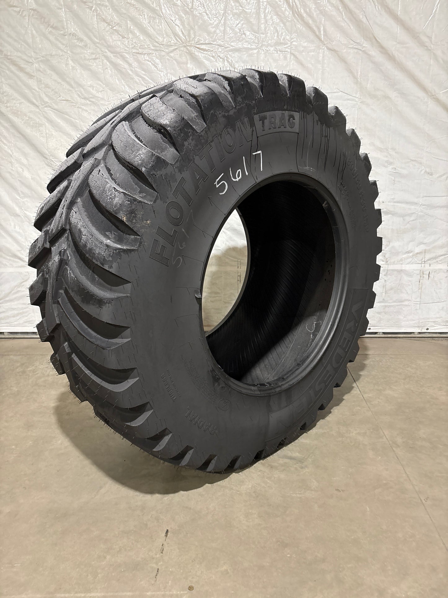 800/60R38 VREDESTEIN FLOTATION TRAC #5617