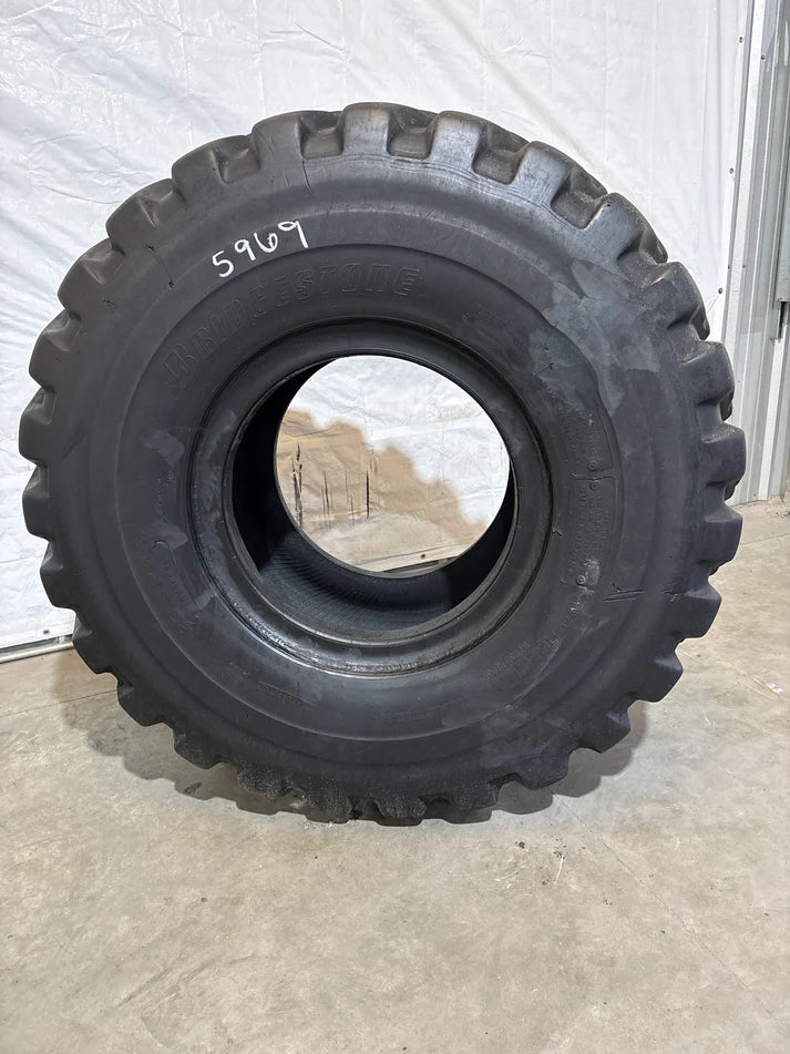 23.5R25 BRIDGESTONE V-STEEL L-TRACTION #5969