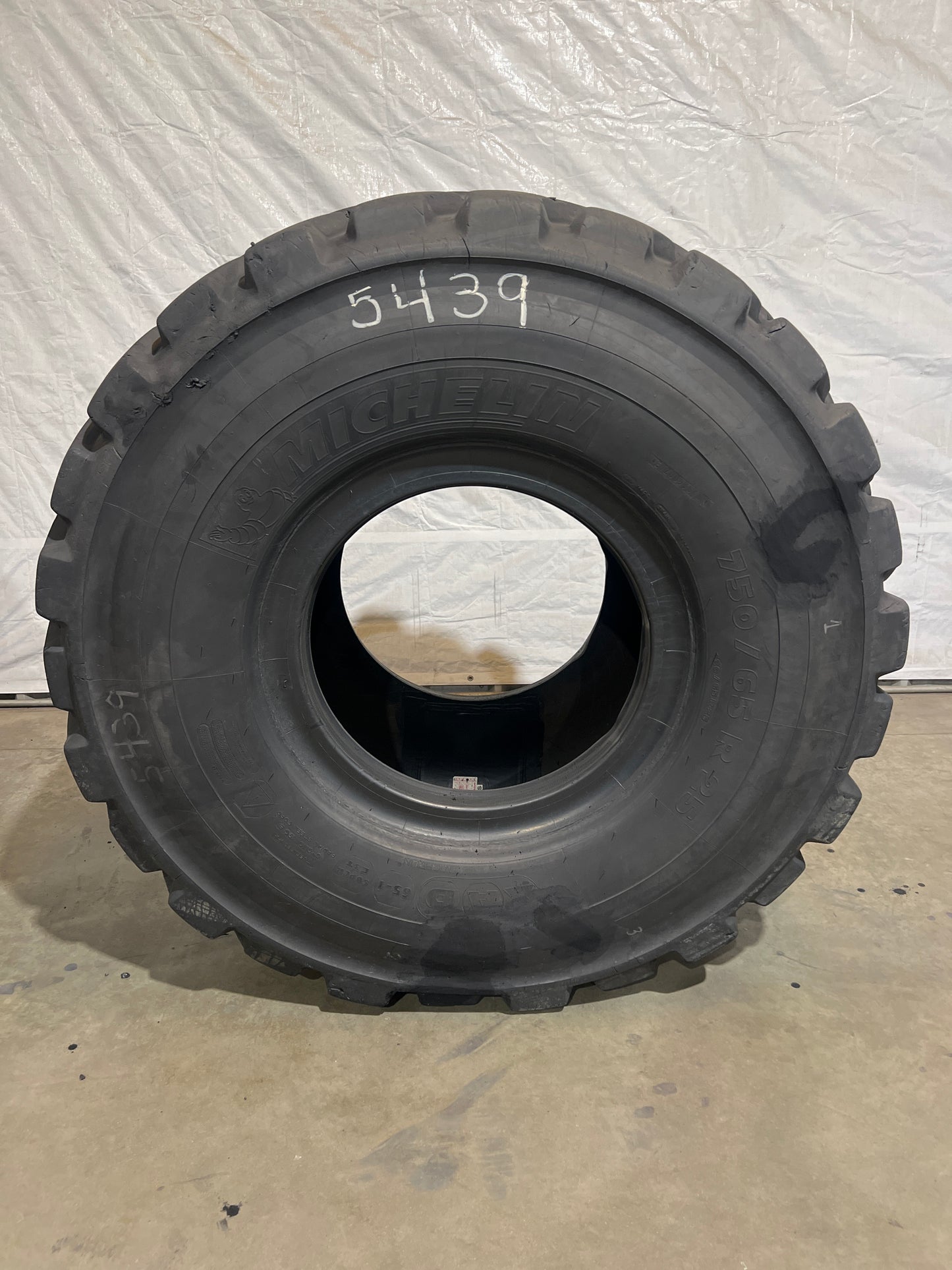 750/65R25 MICHELIN XAD SUPER E3-T #5439