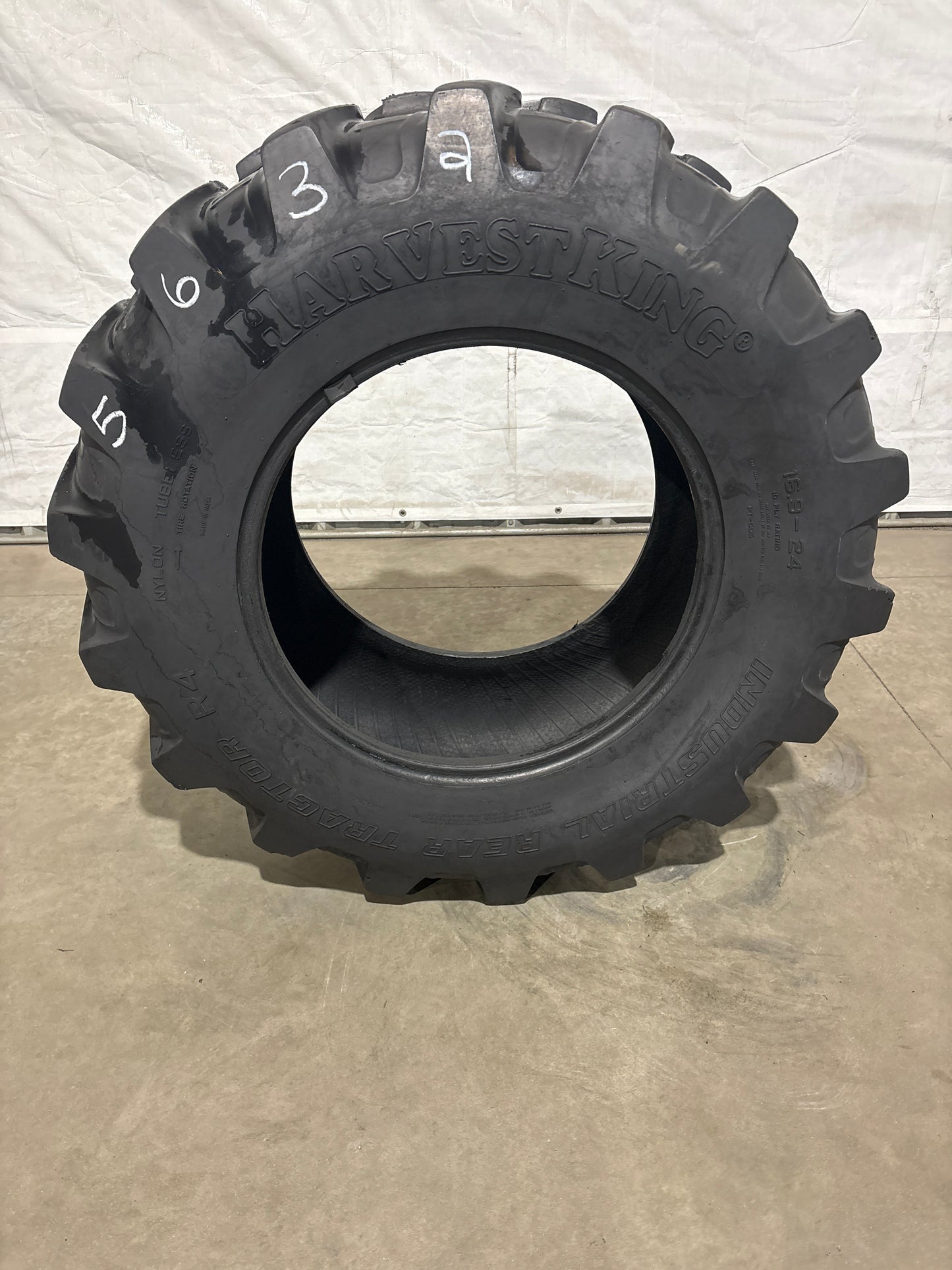 16.9-24 HARVEST KING INDUSTRIAL REAR TRACTOR #5632