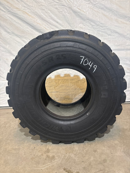 20.5R25 MICHELIN XHA2 #7049