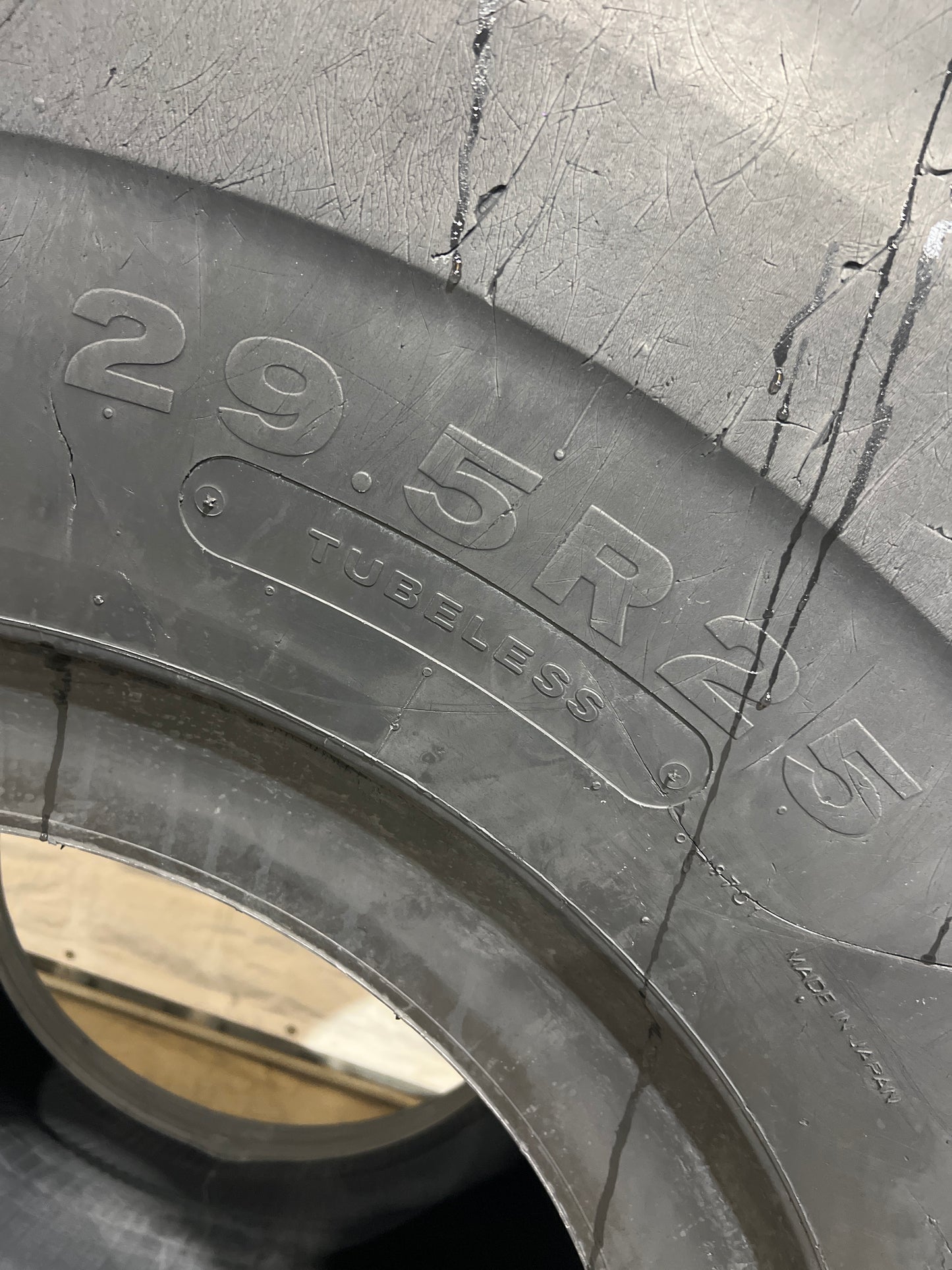 29.5R25 BRIDGESTONE V-STEEL L-TRACTION #5502