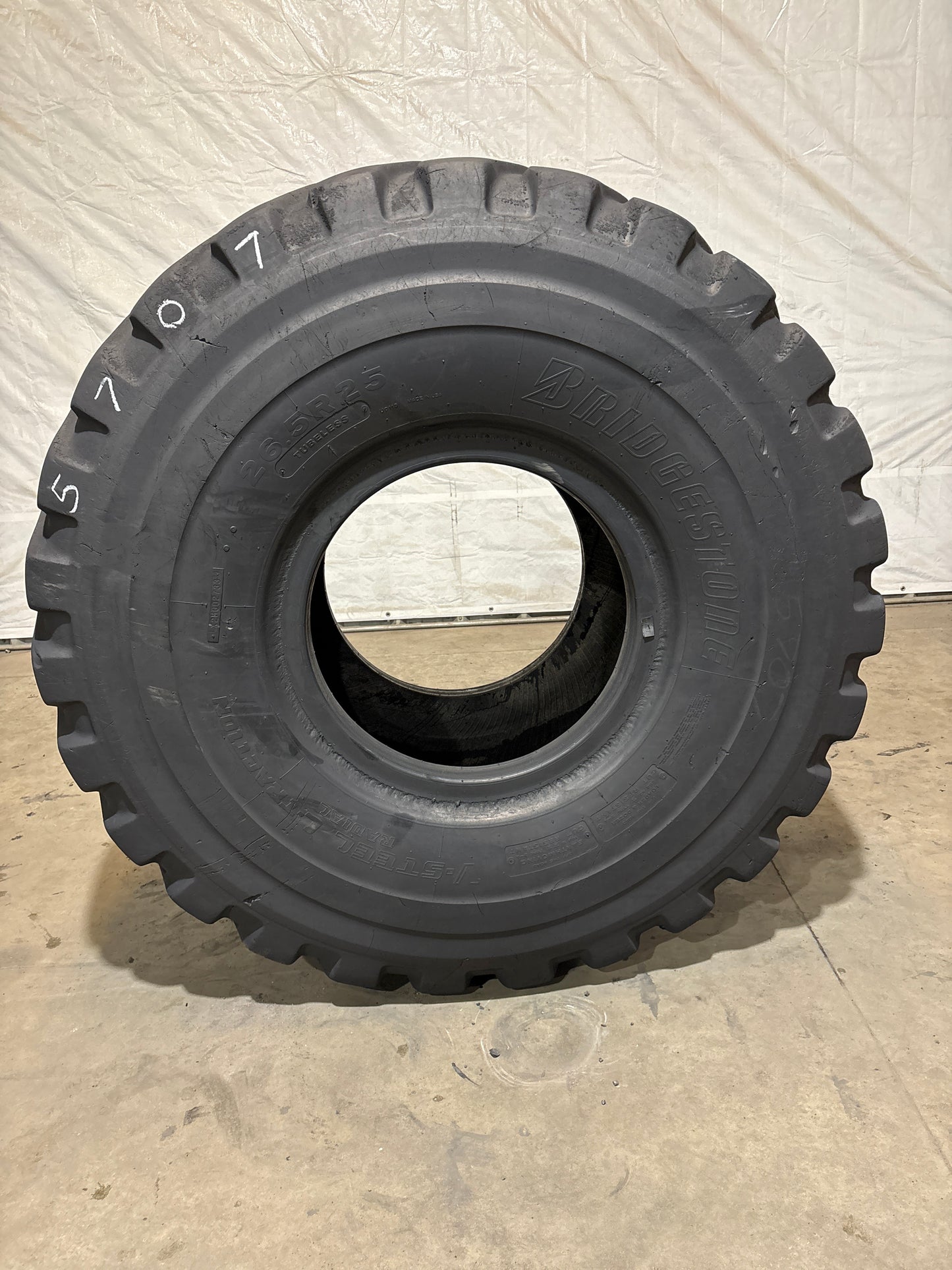 26.5R25 BRIDGESTONE V-STEEL L-TRACTION #5707