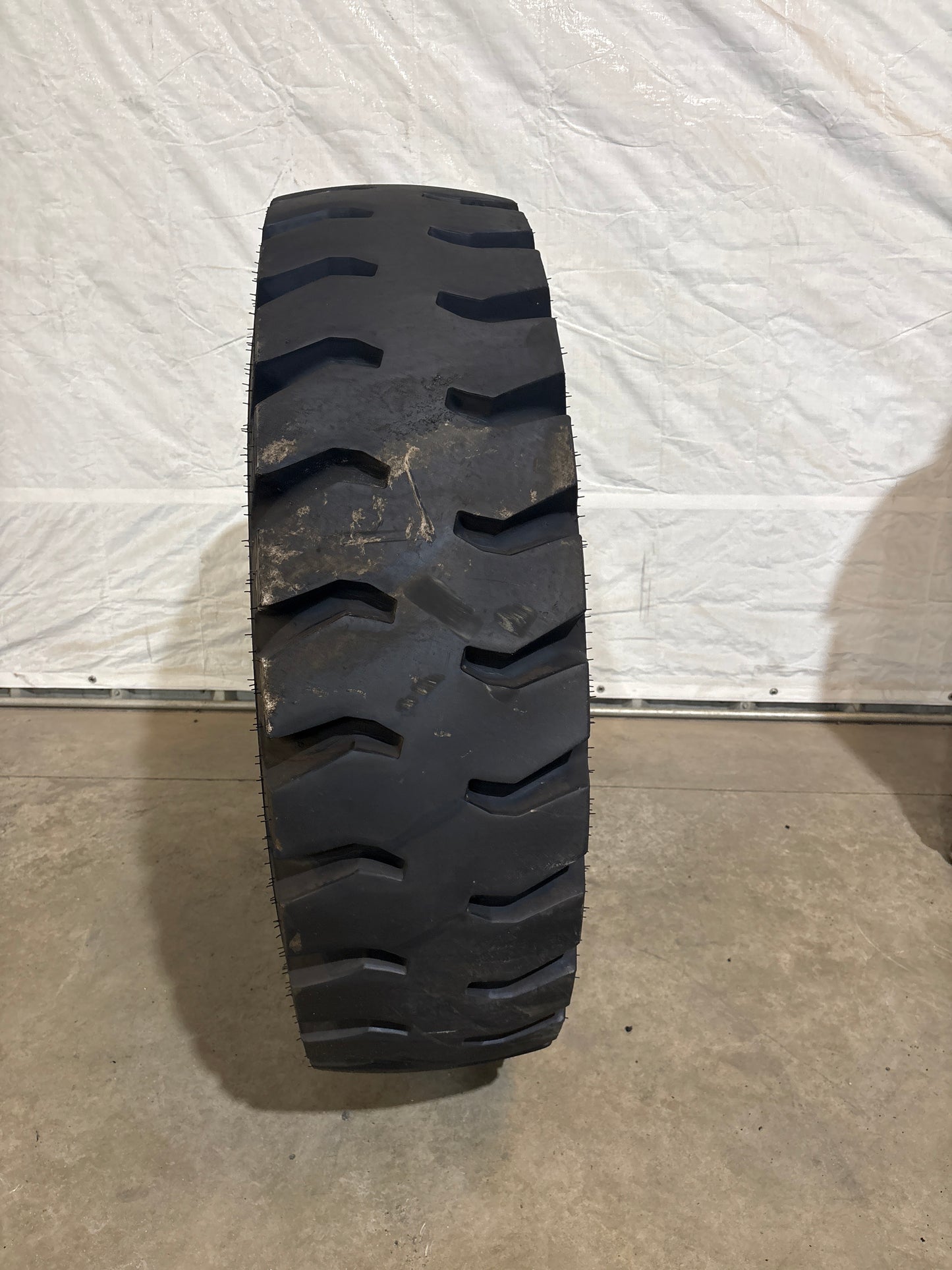 14.00-24 GALAXY HM-300E 28 PLY #7031