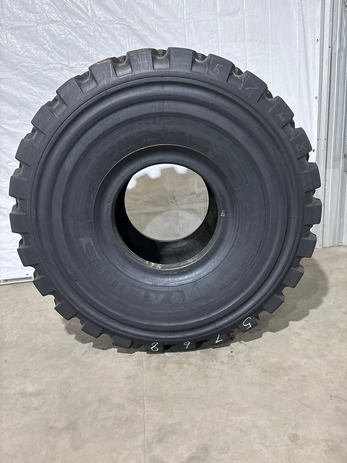 29.5R25 (765/80R25) AEOLUS AL37 #5768