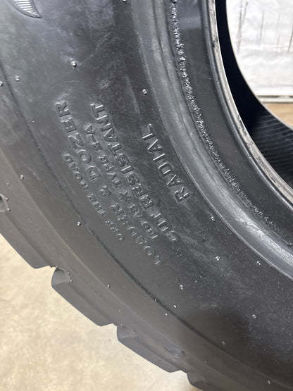 20.5R25 FIRESTONE VERSA BUILT AP #5965