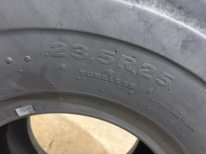 23.5R25 BRIDGESTONE V-STEEL M-TRACTION – E-4 / L-4 #5646