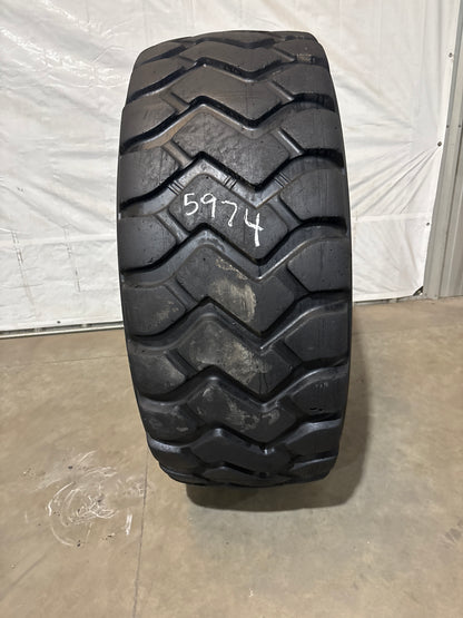 23.5R25 CAMSO WHL 553R #5974