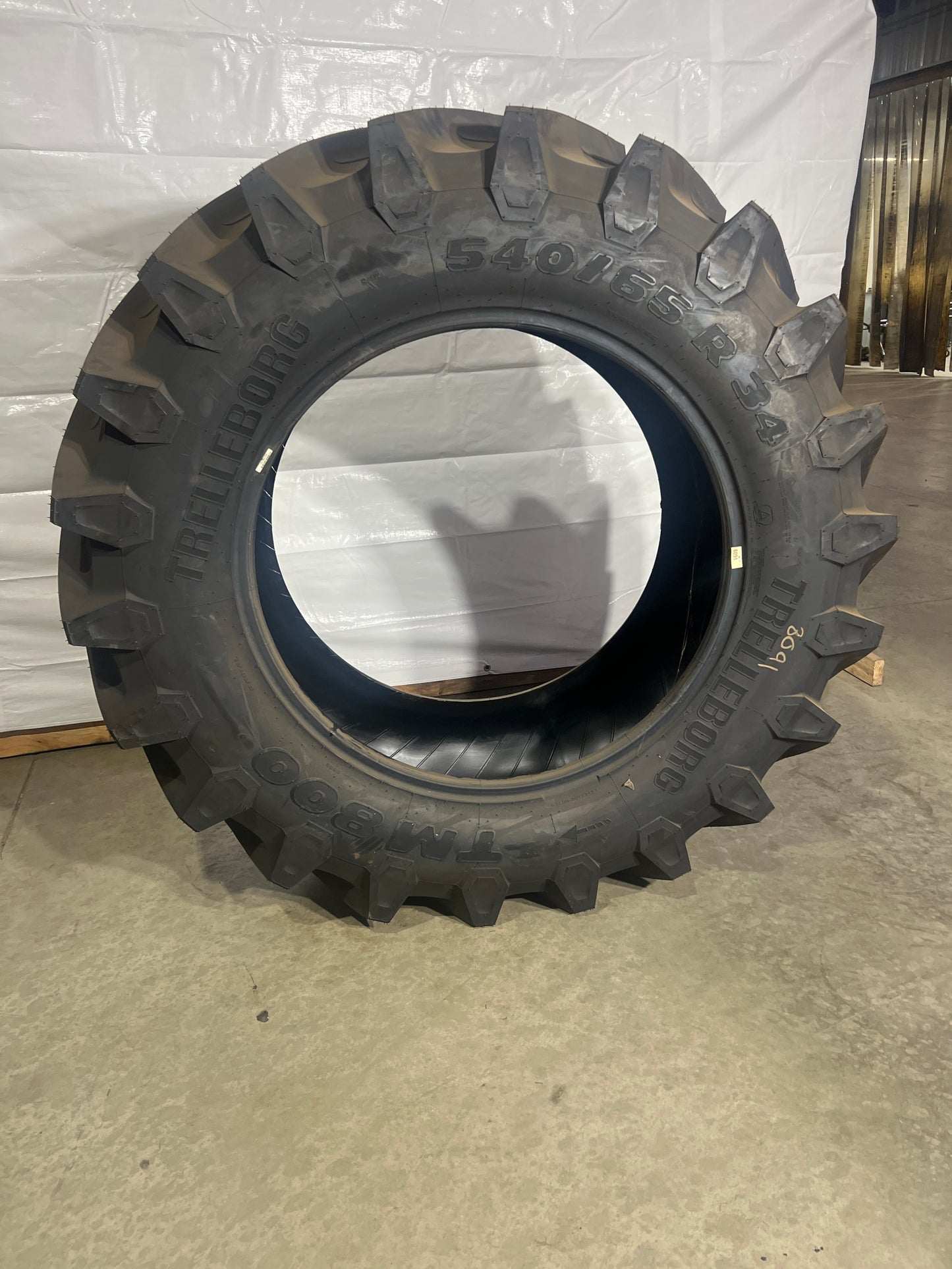 540/65R34 TRELLEBORG TM800