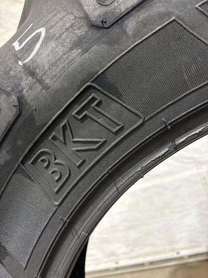 14.9-28 BKT TR-135 #5631