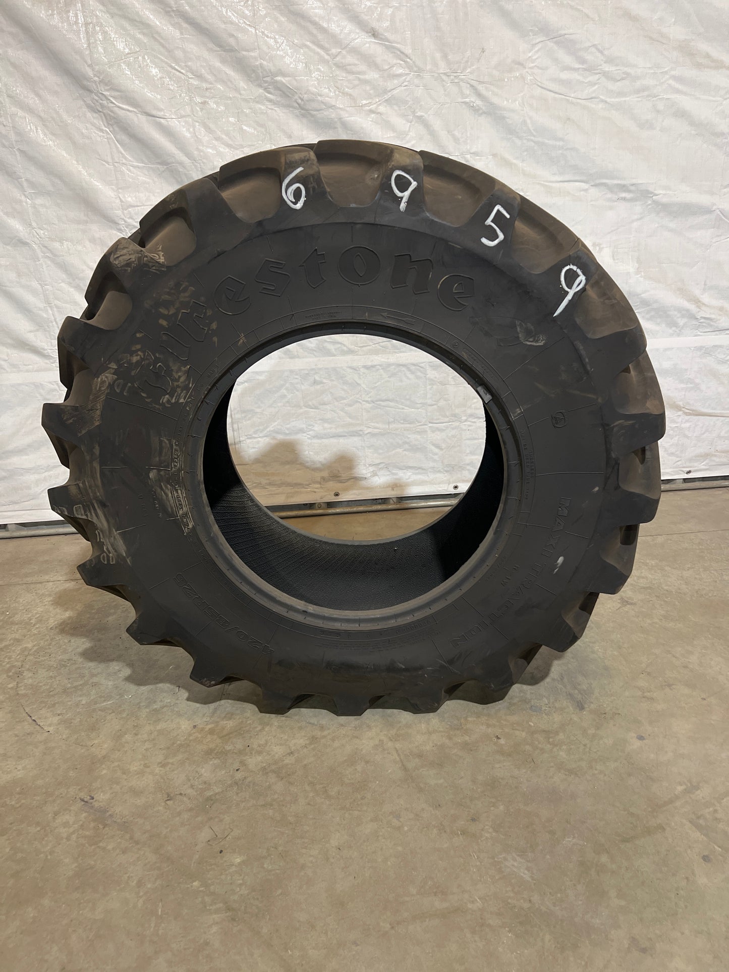 18.4R26 (420/85R26) FIRESTONE MAXI TRACTION #6959