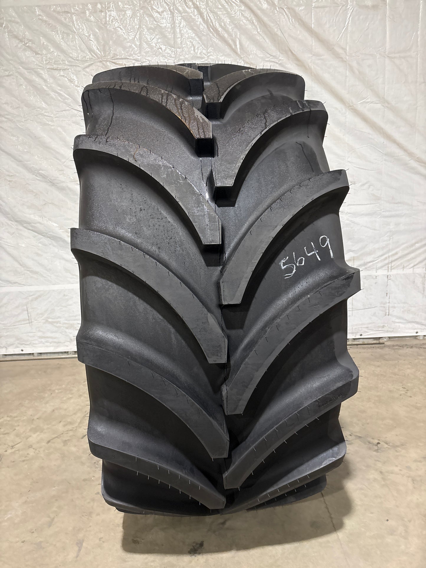 900/60R38 VREDESTEIN TRAXION XXL RADIAL TRACTOR TIRE #5649