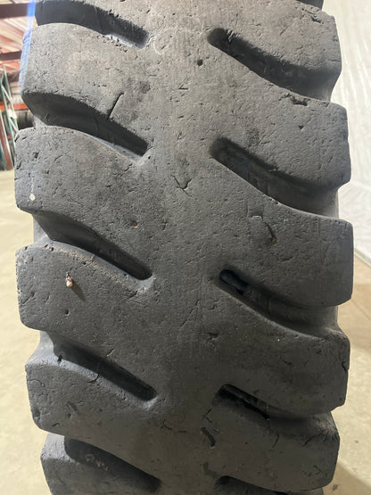 18.00R33  GOODYEAR RL-4B #4648