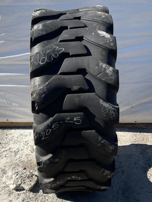 20.5-25 SOLIDEAL LOADMASTER #6063