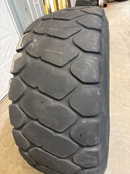 23.5R25 BRIDGESTONE V-STEEL M-TRACTION #5933