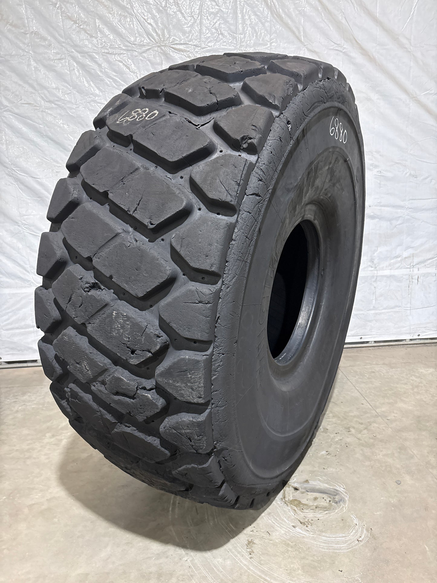 29.5R25 MICHELIN XHA #6880