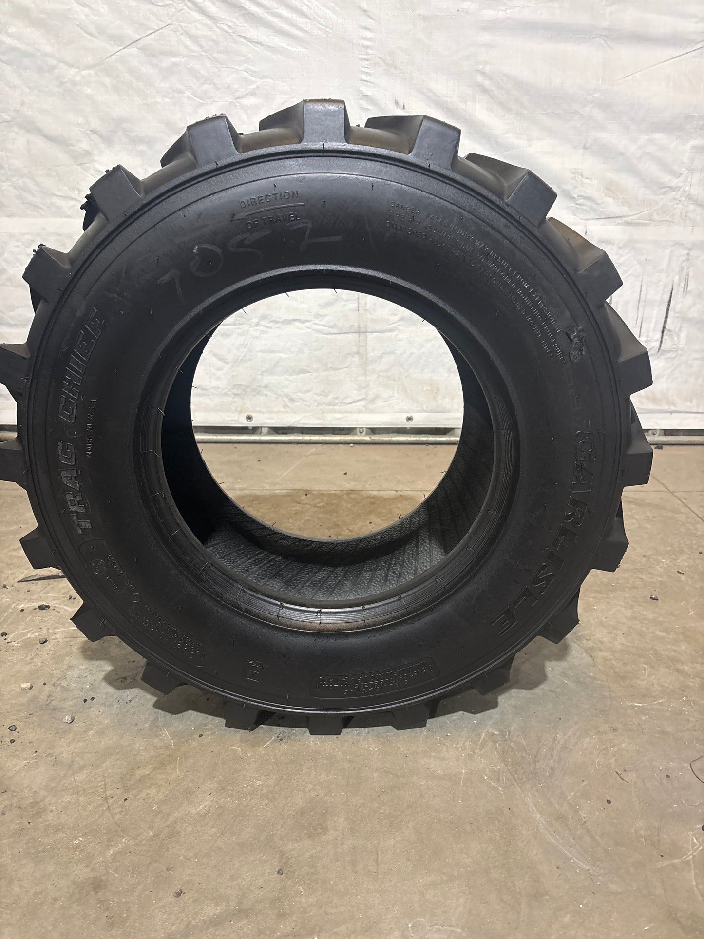 305/70-16.5 (12-16.5) Carlisle Trac Chief 6 Ply  (7052)