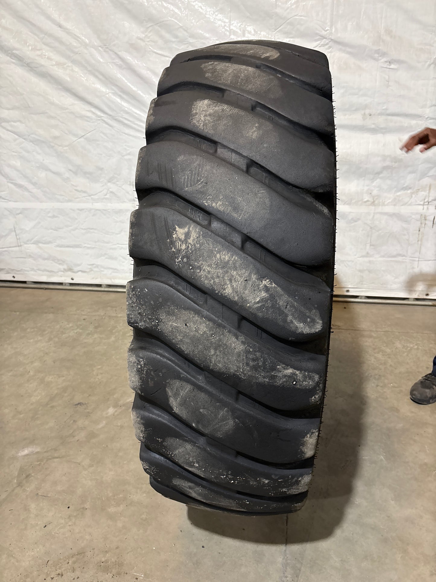 16.00-25 GALAXY SUPER TRAC 32 PLY #5980