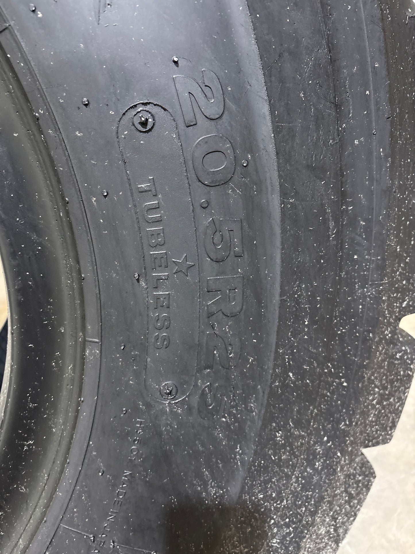 20.5R25 BRIDGESTONE V-STEEL M-TRACTION #5995