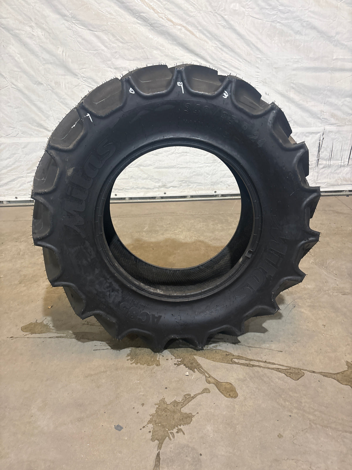 340/85R24 (13.6R24) MITAS AC 85 #7093