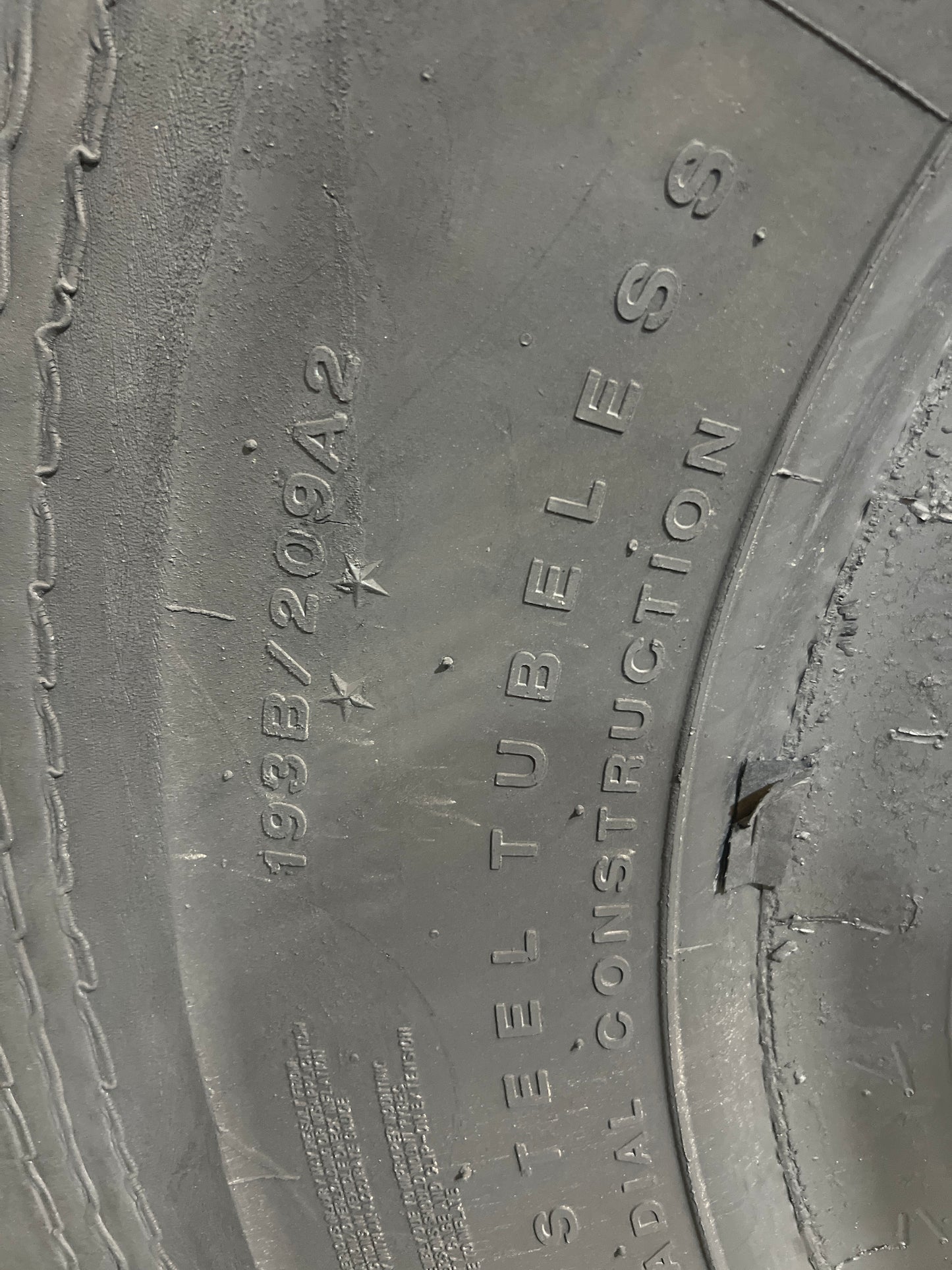 26.5R25 (RECAP) MAXAM MS 300 #5536