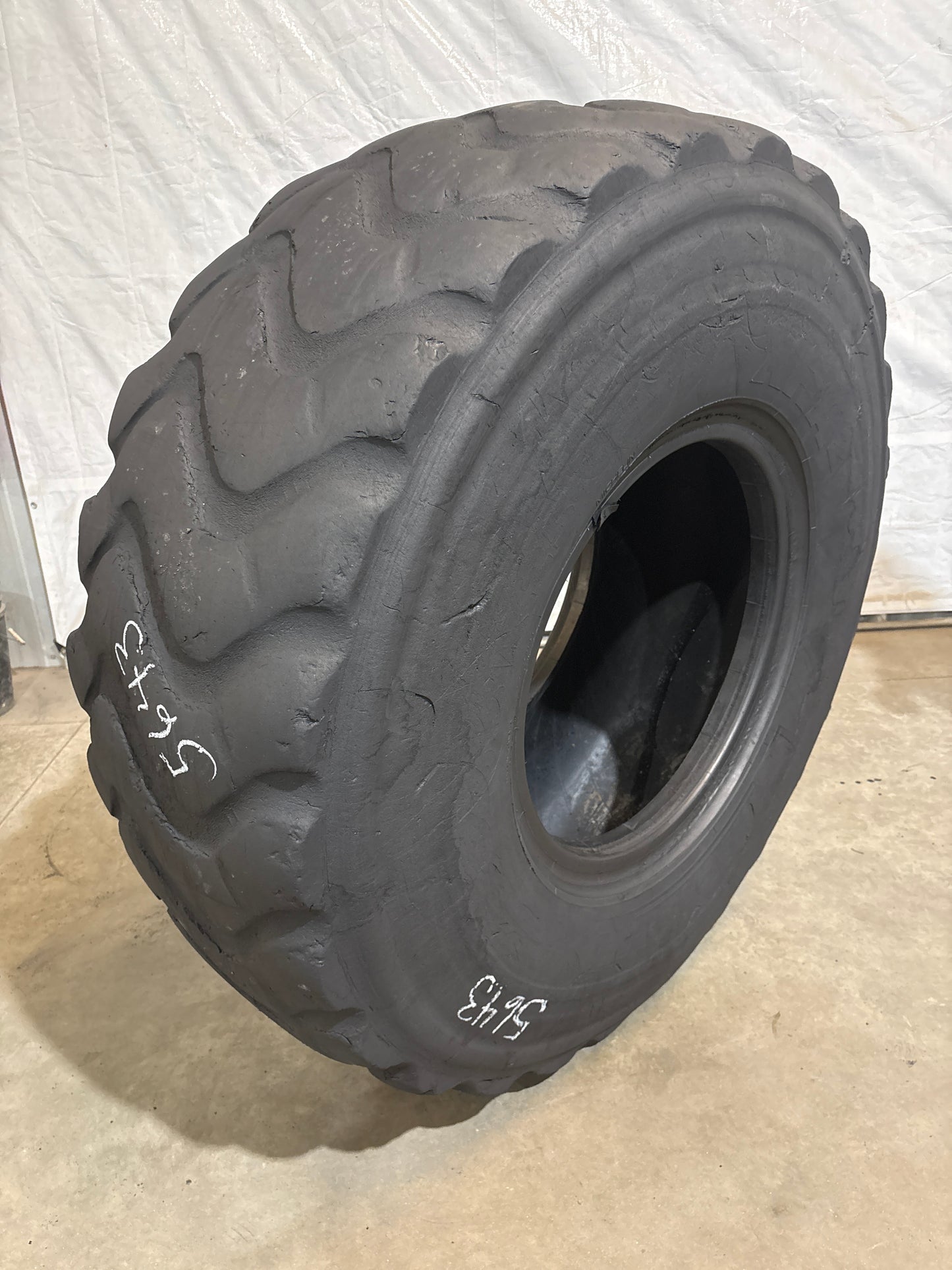 20.5R25 MICHELIN XHA2 #5643