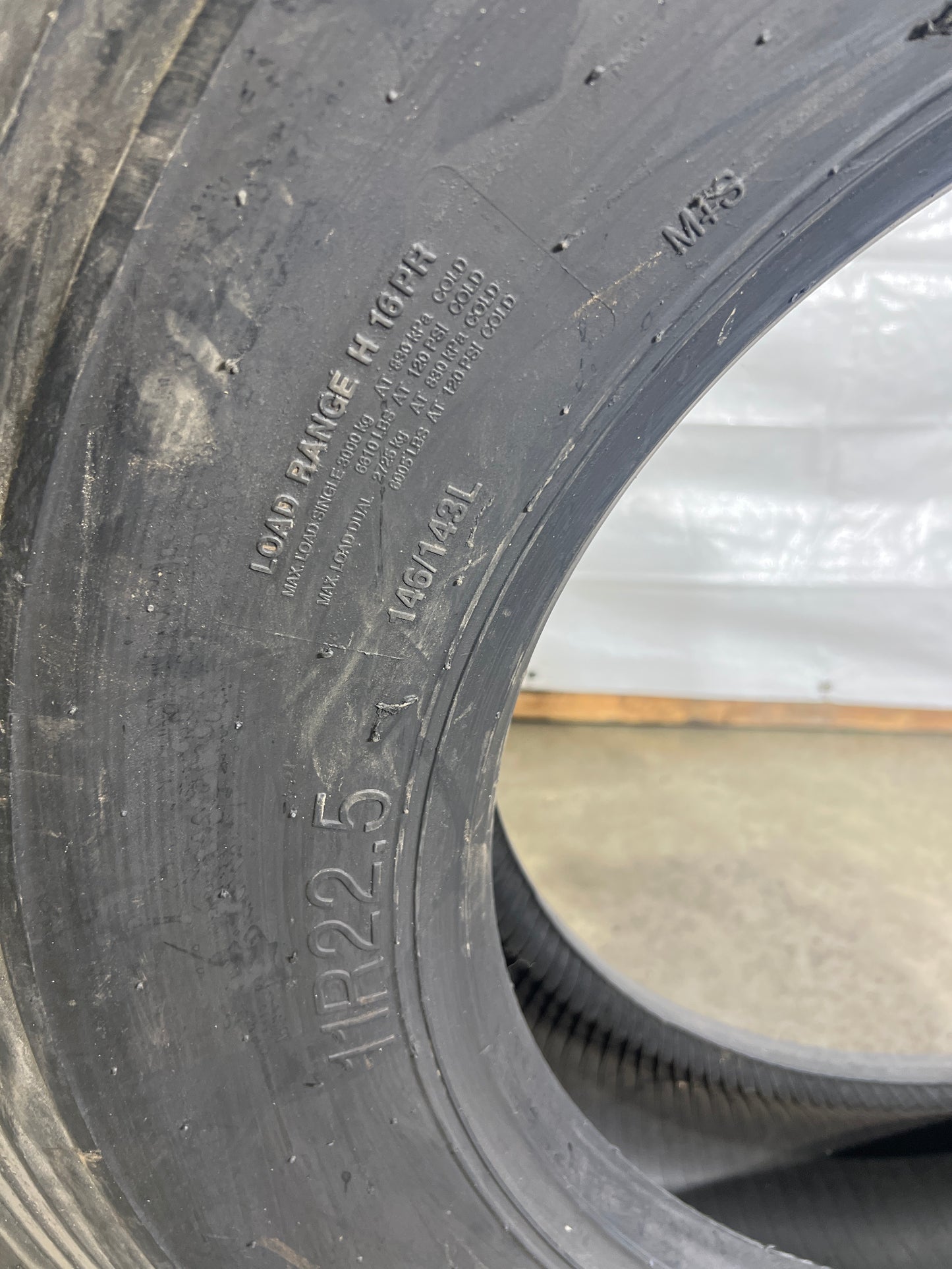 11R22.5 Pivot/ Irrigation Tire