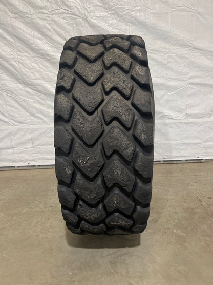23.5R25 TITAN MXL