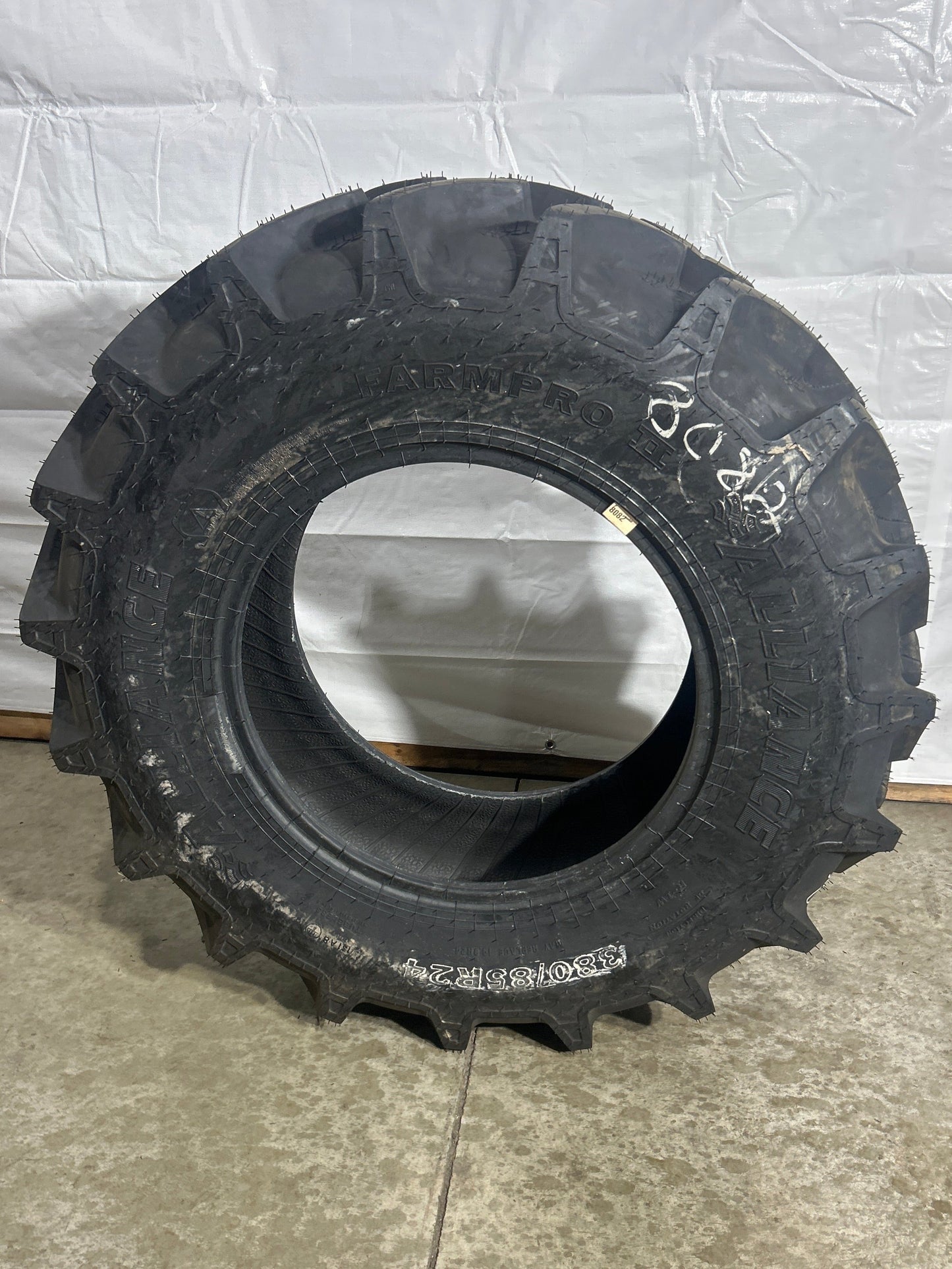 380/85R24 ALLIANCE FARM PRO II