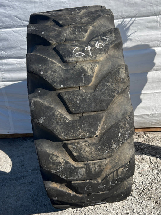 20.5-25 FIRESTONE SUPER GROUND GRIP 12 PLY #6968