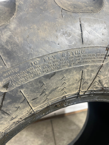 19.5L-24 GOODYEAR IT 525  10 PLY