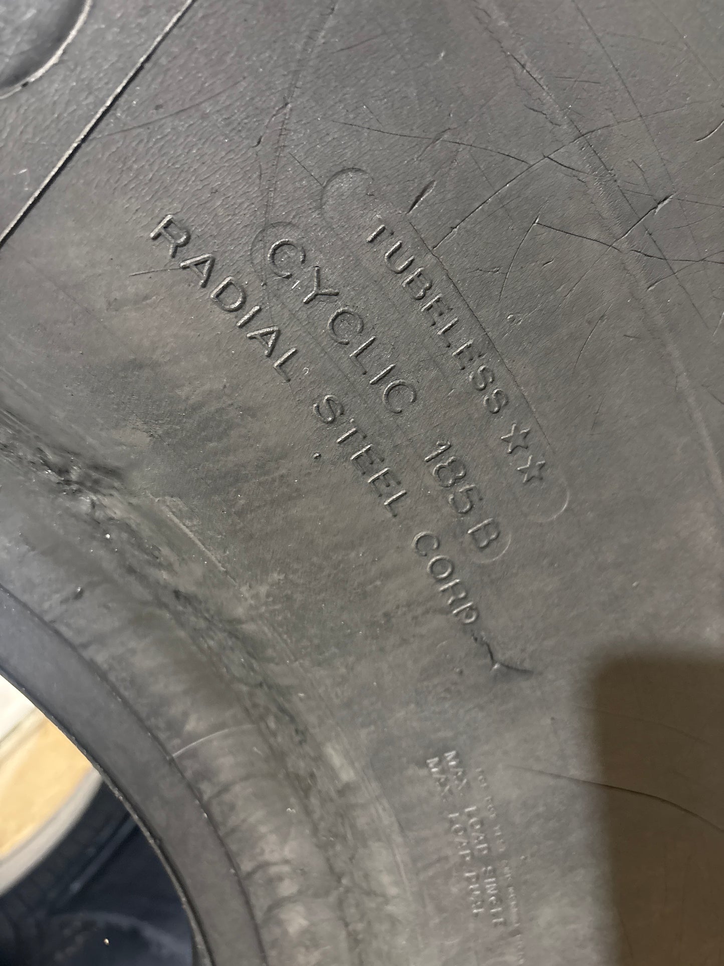 23.5R25 MICHELIN XADN+ #5979