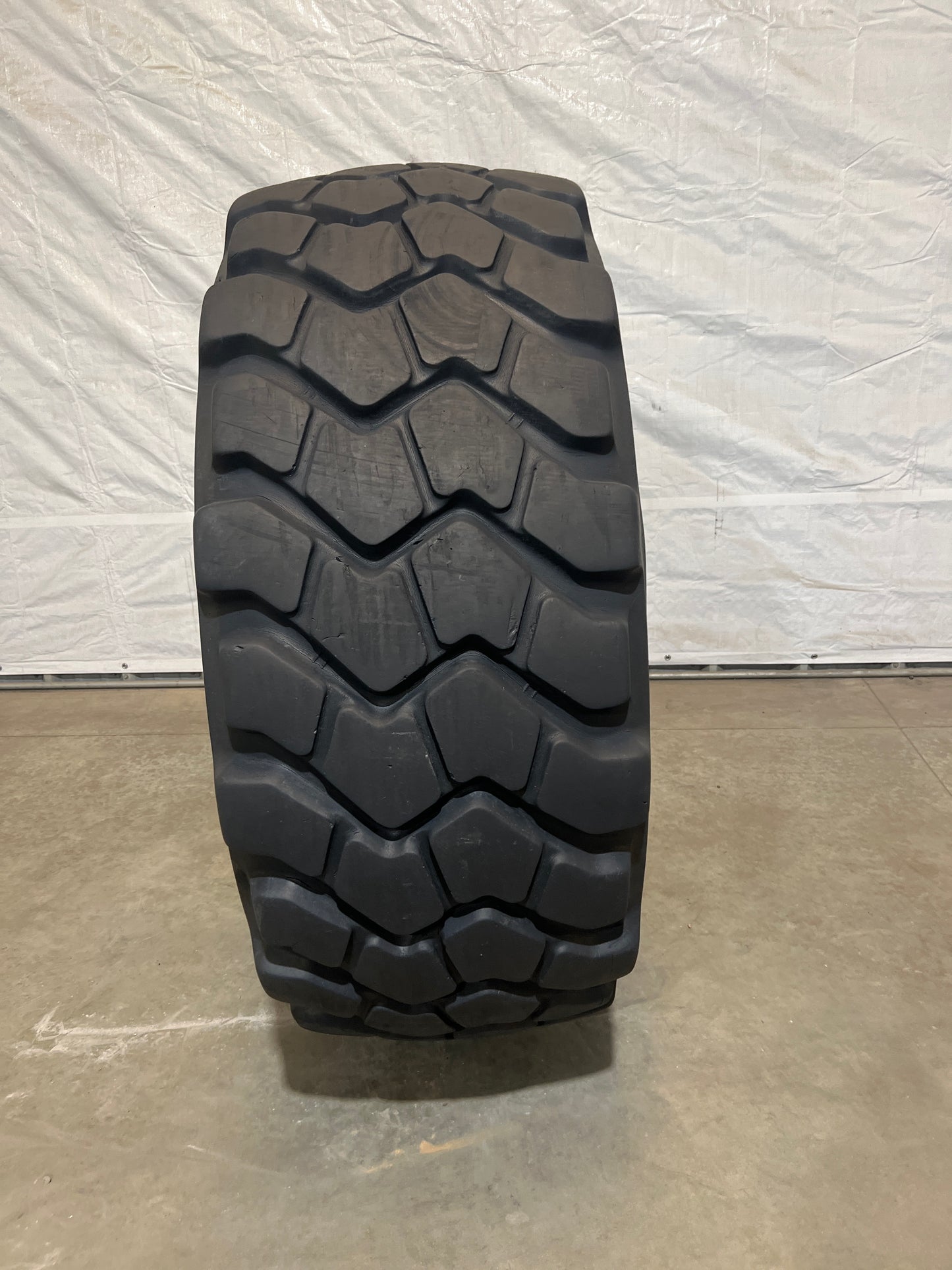 23.5R25 MICHELIN XADN+ #5500